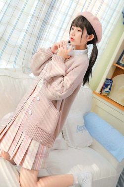 Kawaii Aesthetic Pink Cardigan Sweater - Y2K Summer, 90s Grunge, Retro Pastel Goth Fashion