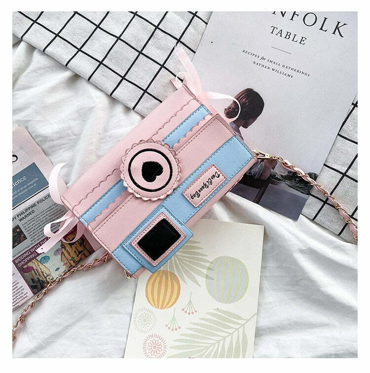 Kawaii Dream Camera Handbag - Y2K Summer Grunge, 90s Retro, Pastel Goth, Y2K Popstar Style
