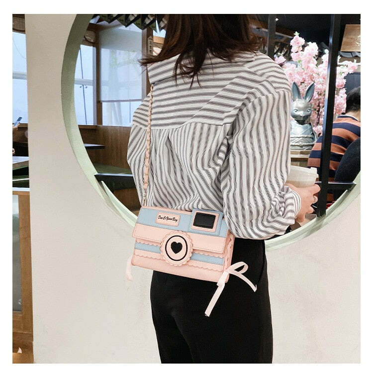Kawaii Dream Camera Handbag - Y2K Summer Grunge, 90s Retro, Pastel Goth, Y2K Popstar Style