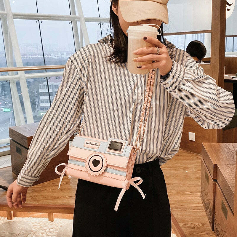 Kawaii Dream Camera Handbag - Y2K Summer Grunge, 90s Retro, Pastel Goth, Y2K Popstar Style