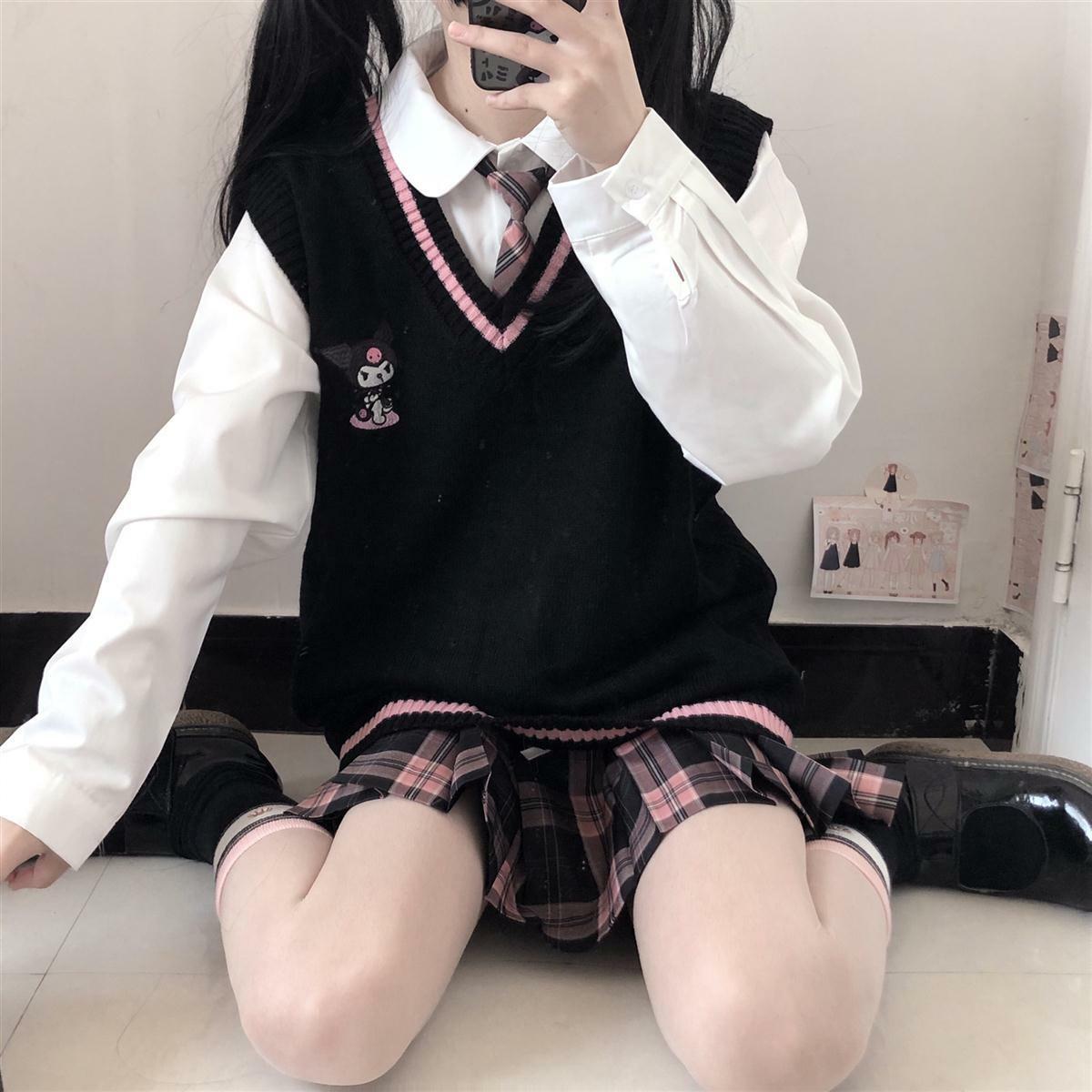 Kawaii Kuromi Black Sweater Vest - Y2K Grunge, 90s Fashion, Retro Style, Pastel Goth Outfits