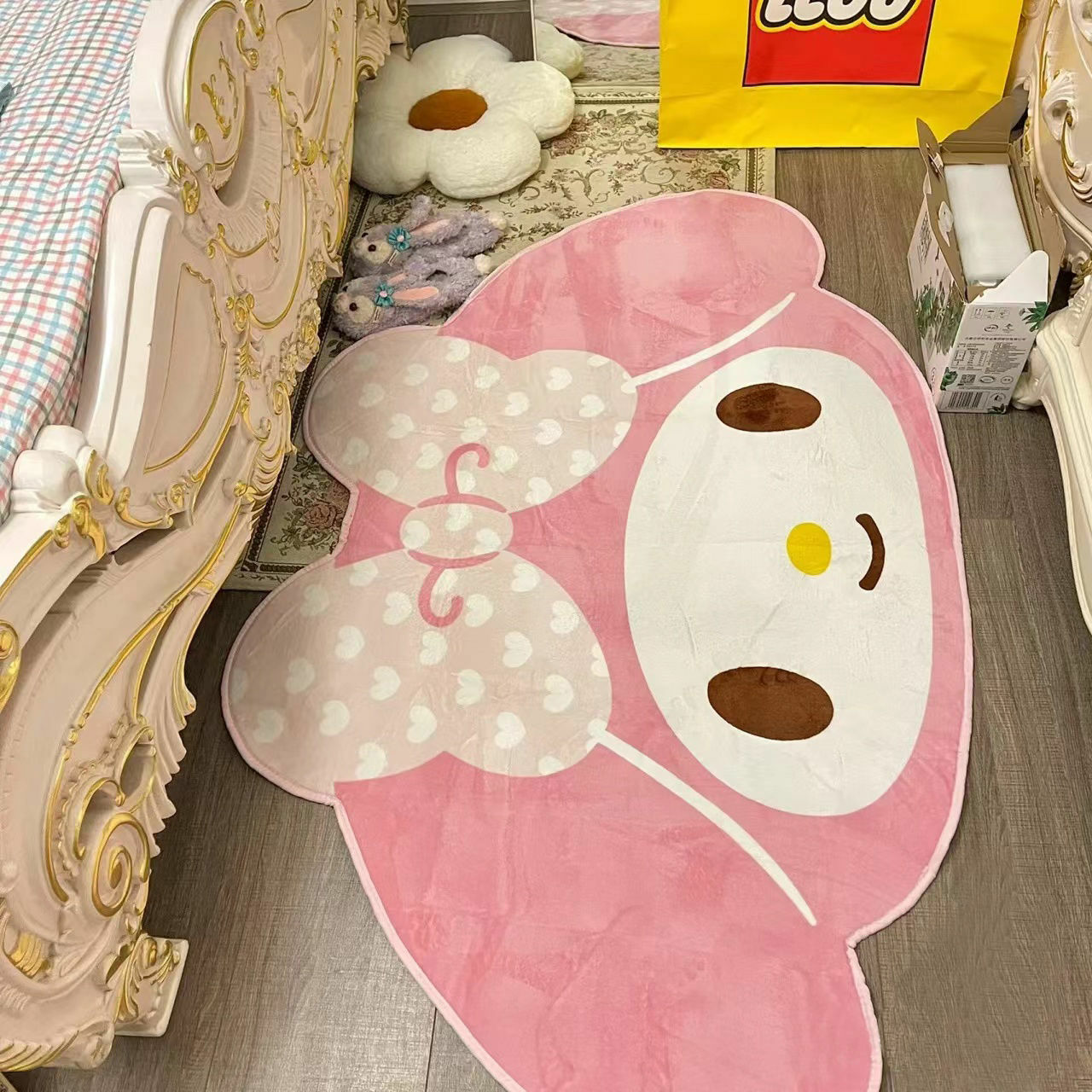 Kawaii Melody Carpet - Y2K Summer, 90s Grunge, Retro 70s, Pastel Goth, Y2K Popstar
