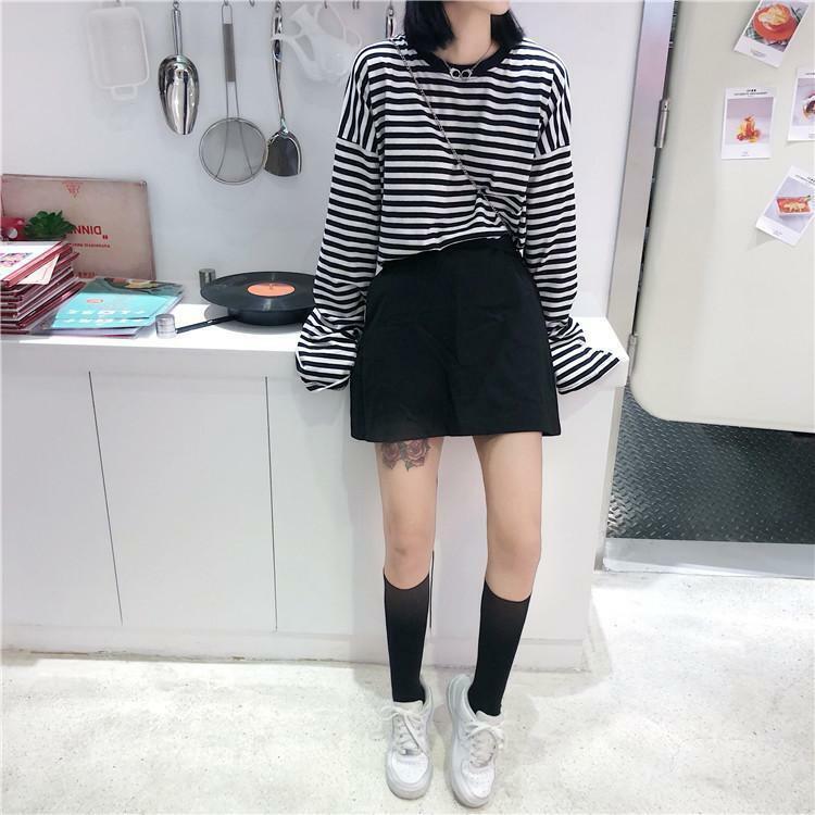 Korean Style Oversized Shirt - Y2K Summer, 90s Grunge, Retro, Pastel Goth