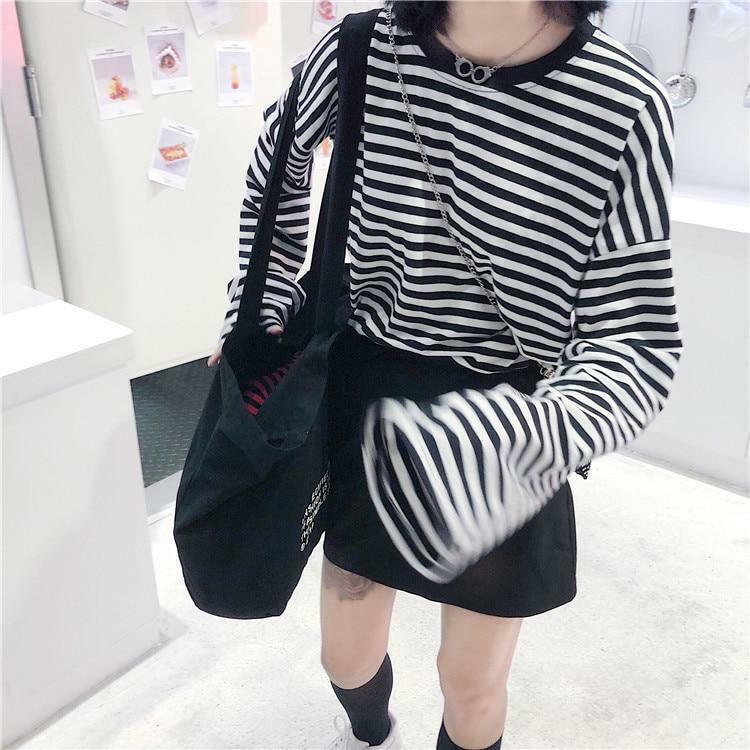 Korean Style Oversized Shirt - Y2K Summer, 90s Grunge, Retro, Pastel Goth
