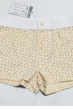 Leann Three-Button Short - Y2K Summer Grunge Outfit, 90s Fashion, Retro Style, Y2K Club Look