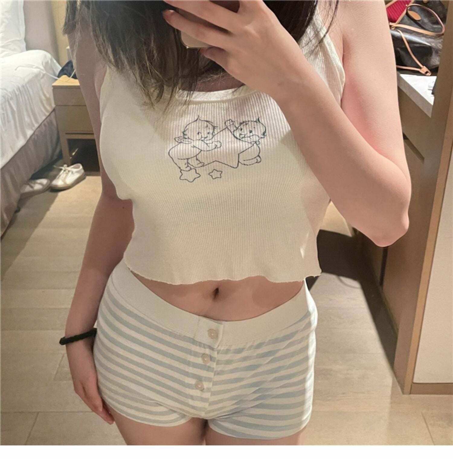 Leann Three-Button Short - Y2K Summer Grunge Outfit, 90s Fashion, Retro Style, Y2K Club Look