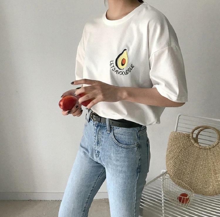 Let's Avocuddle Y2K Summer T-Shirt - 90s Grunge, Retro, Pastel Goth, Y2K Fashion for