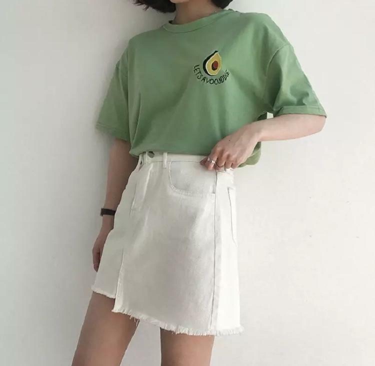 Let's Avocuddle Y2K Summer T-Shirt - 90s Grunge, Retro, Pastel Goth, Y2K Fashion for
