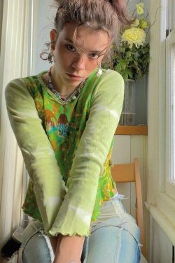 Lime Green Crop Top - Y2K Summer Outfit, 90s Fashion, Grunge, Retro Style, Y2K Party & Club Out