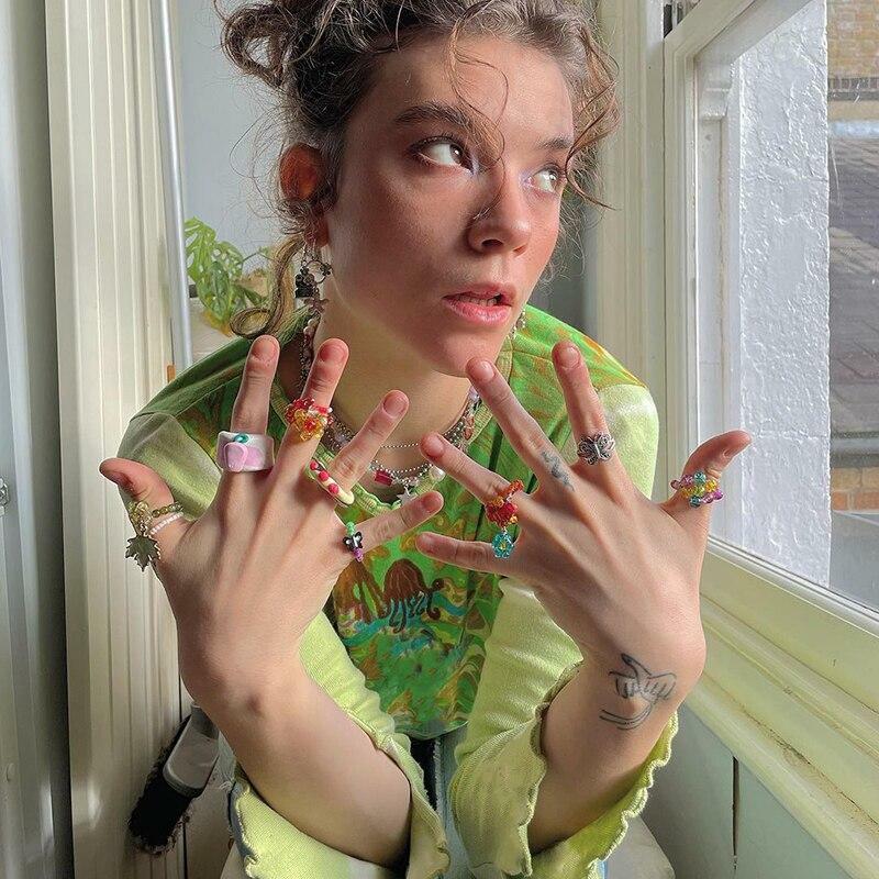 Lime Green Crop Top - Y2K Summer Outfit, 90s Fashion, Grunge, Retro Style, Y2K Party & Club Out