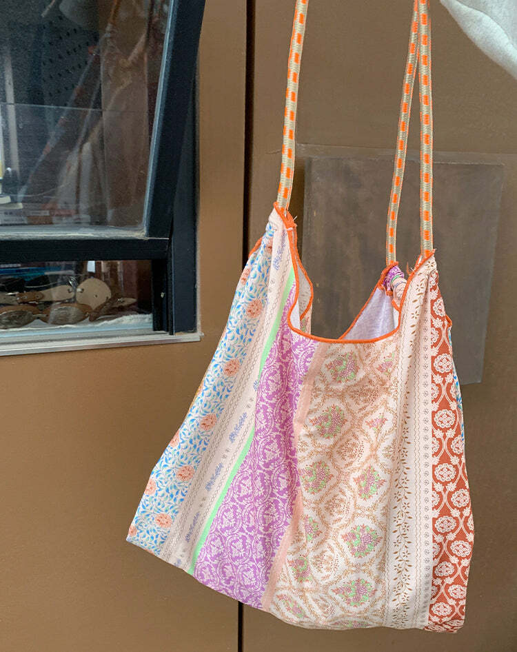 Lochlyn Printed Tote Bag - Y2K Summer & 90s Grunge Fashion, Retro Style, Pastel Goth Accessory