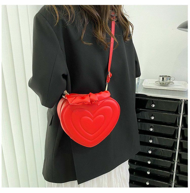 Lovecore Aesthetic Heart Shoulder Bag Red - Y2K Summer, 90s Grunge, Retro, Pastel Goth Fashion