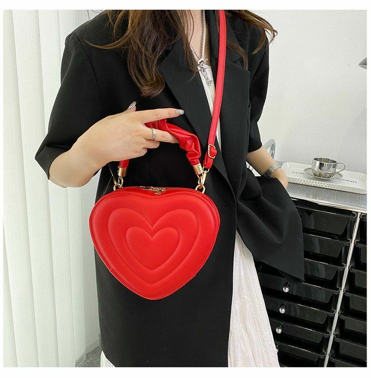 Lovecore Aesthetic Heart Shoulder Bag Red - Y2K Summer, 90s Grunge, Retro, Pastel Goth Fashion