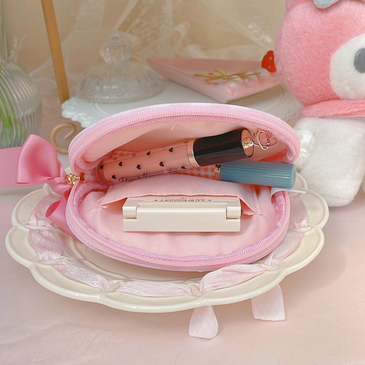 Maison De Fleur x My Melody Coin Pouch - Y2K Grunge, 90s Retro, Pastel Goth, Summer Y2K Fashion