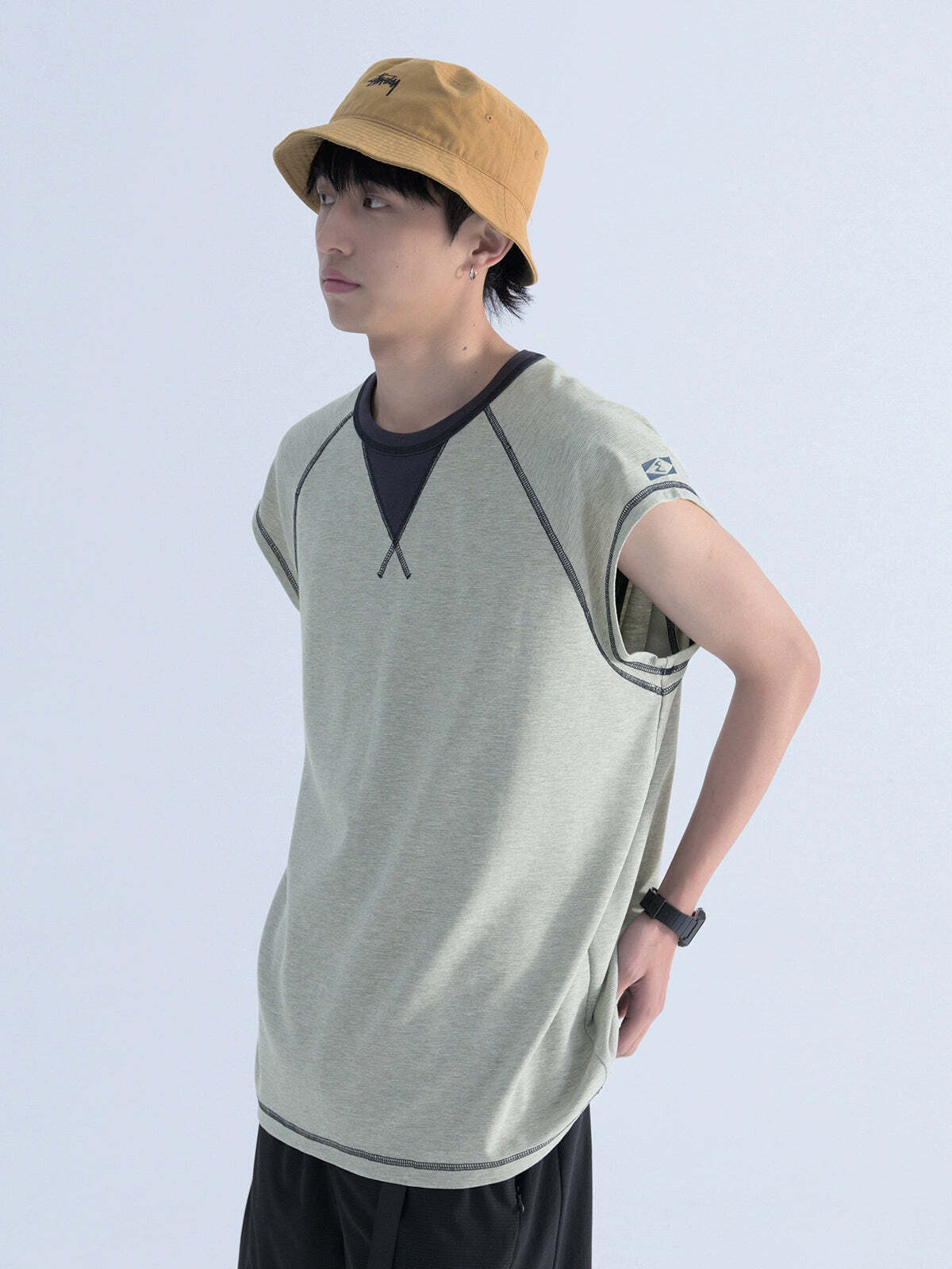 Mentmate Contrast Stitched Sleeveless Tee - Y2K Summer, 90s Grunge, Retro Style, Baby Tees Y2K