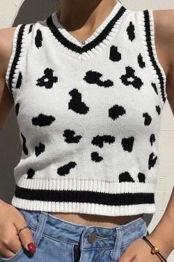 MOO-D Sweater Vest - Y2K Summer Grunge, 90s Retro, Pastel Goth, Y2K Popstar, Baby