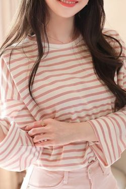 MyFiona � Y2K Drop-Shoulder Stripe T-Shirt: 90s Grunge, Retro, Summer, and Party Outfits