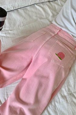 Peach Jeans: Y2K Summer & 90s Grunge Outfits - Retro, Goth, Hip Hop, Popstar, & Pastel