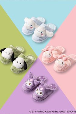 Pochacco Fluffy House Slippers - MINISO x SANRIO | Y2K & 90s Fashion, Grunge, Retro, Past