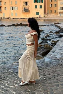 Pranavi Y2K Two Piece Maxi Skirt Set - 90s Grunge Summer Outfit, Retro Fashion, Pastel Goth