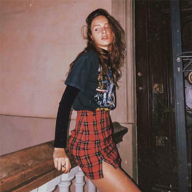 Red Plaid Mini Skirt - Y2K Grunge, 90s Fashion, Retro Summer Outfit, Gothic Y2K Style