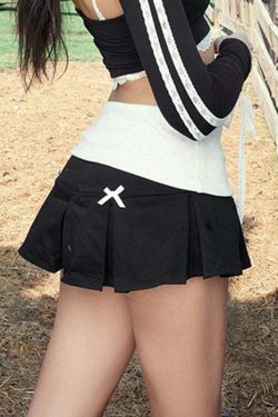 Regan Low Waist Pleated Mini Skirt - Y2K Summer, 90s Grunge, Retro, Pastel Goth, Y2K