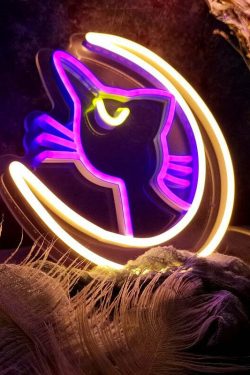 Sailor Moon Luna Neon Sign Pink - Y2K Grunge, 90s Retro, Pastel Goth, Y2K Party Decor