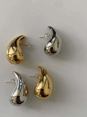 Sarina Waterdrop Silver Earrings - Y2K & 90s Fashion, Grunge, Retro, Pastel Goth, Party Outfits