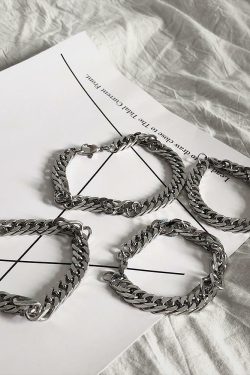 SAZ Rattlesnake Chain Bracelet - Y2K Grunge, 90s Retro, Gothic, and Pastel Goth Fashion Accessory