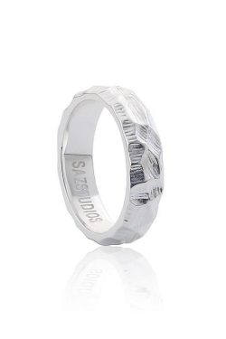 SAZ Regolith Ring: Y2K Summer & 90s Grunge Fashion, Retro Y2K Outfits, Gothic Y2K Style