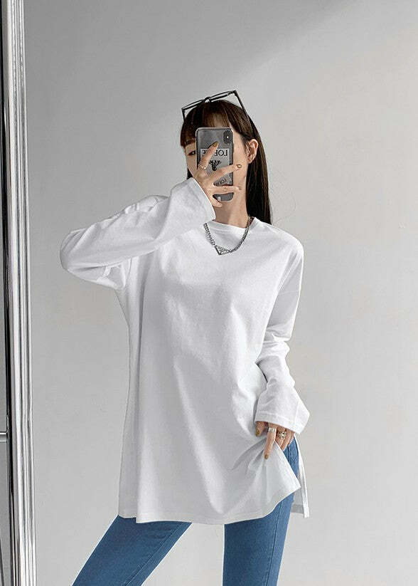 She Is The One Y2K Grunge Side Slit Long Sleeved Shirt - 90s Retro Summer Fashion