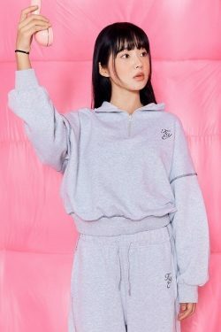 SPAO Print Sweatshirt - Y2K Summer, 90s Grunge, Retro Style, Pastel Goth, Y2K Club & Party