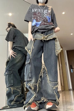 Star Jeans Y2K: Retro 90s Grunge Summer Outfit - Perfect for Y2K Parties, Clubbing, and Beach Days