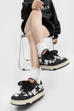 Star Shoes Y2K: Retro 90s Grunge, Y2K Summer Outfits, Popstar & Club Fashion for Women
