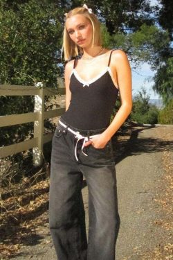 Tehya Tank Top - Y2K Summer Grunge, 90s Retro, Pastel Goth, Hip Hop Fashion for Women