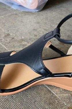 Vintage Black Peep Toe Zip Up Wedge Sandals - Y2K Grunge, 90s Fashion, Retro Summer Outfits