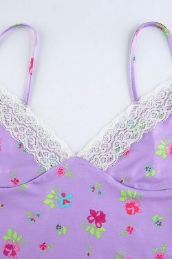 Vintage Lace Crop Top - Y2K Summer, 90s Grunge, Retro Style, Pastel Goth, Y2K Party Outfit
