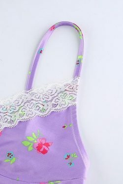 Vintage Lace Crop Top - Y2K Summer, 90s Grunge, Retro Style, Pastel Goth, Y2K Party Outfit