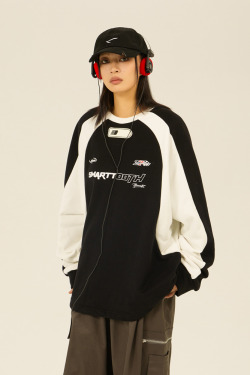 Vintage Y2K Crewneck Sweatshirt - 90s Grunge, Retro Style, Pastel Goth, Summer & Party Outfits