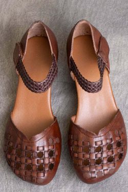 Vintage Y2K Grunge Brown Cowhide Leather Chunky Heel Sandals with Buckle Strap and Hollow Out Design