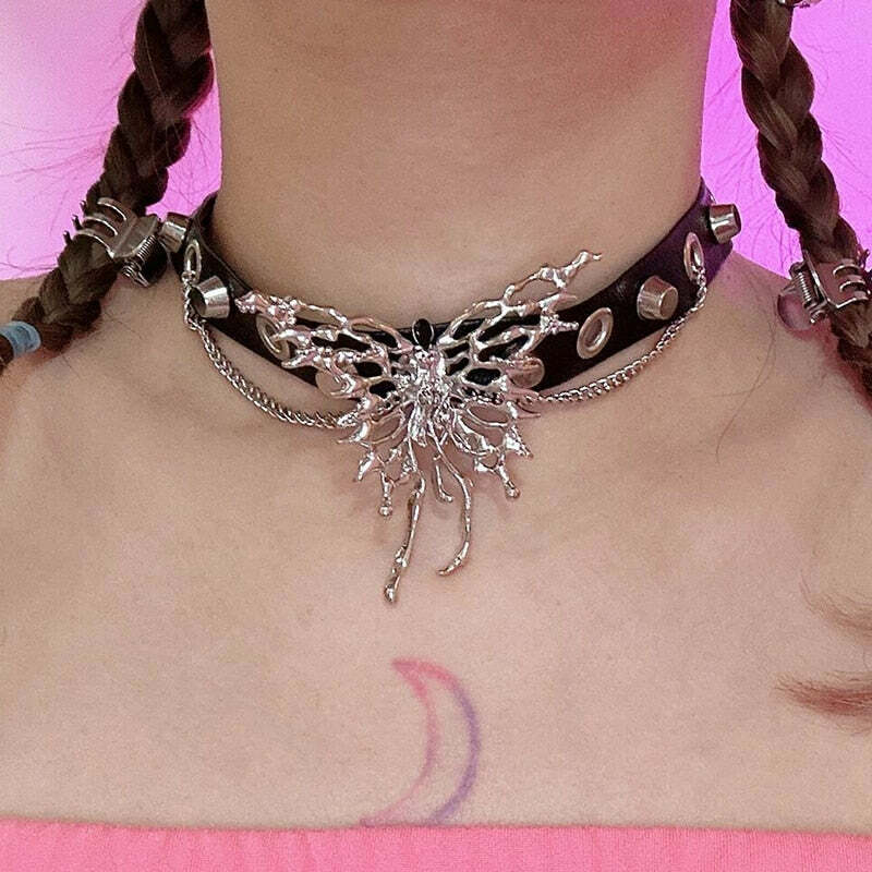 Webcore Y2K Dark Grunge Butterfly Choker - 90s Fashion, Y2K Summer Outfits, Gothic Y2K Style