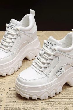 Y2Egirl Beige Platform Sneakers - Y2K Summer, 90s Grunge, Retro Hip Hop, Y2K Party Outfits