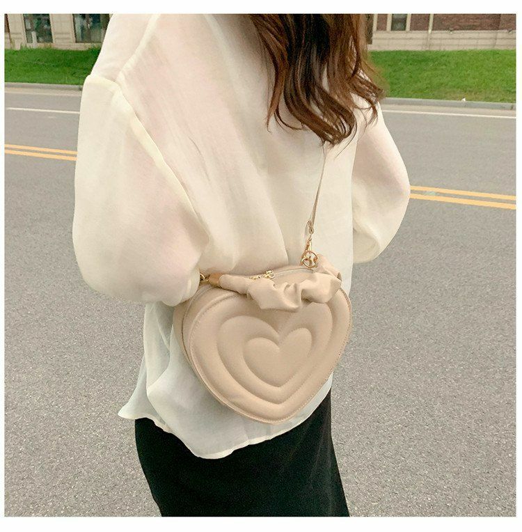 Y2K Aesthetic Retro Vintage Heart Shoulder Bag - 90s Grunge, Y2K Summer, Pastel Goth
