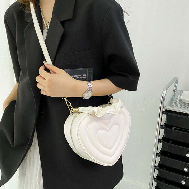 Y2K Aesthetic Retro Vintage Heart Shoulder Bag - 90s Grunge, Y2K Summer, Pastel Goth