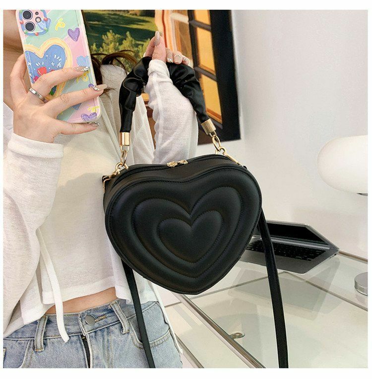 Y2K Aesthetic Retro Vintage Heart Shoulder Bag - 90s Grunge, Y2K Summer, Pastel Goth