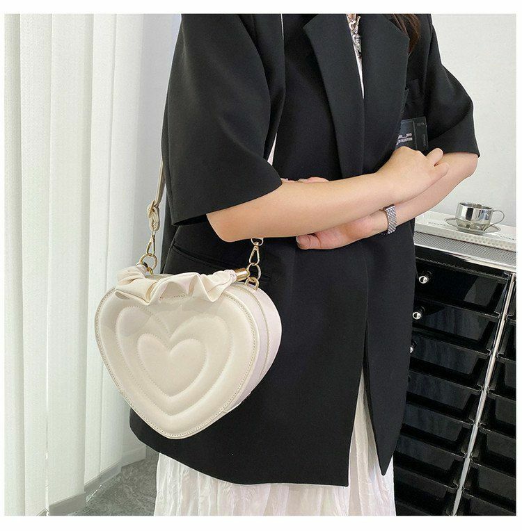 Y2K Aesthetic Retro Vintage Heart Shoulder Bag - 90s Grunge, Y2K Summer, Pastel Goth