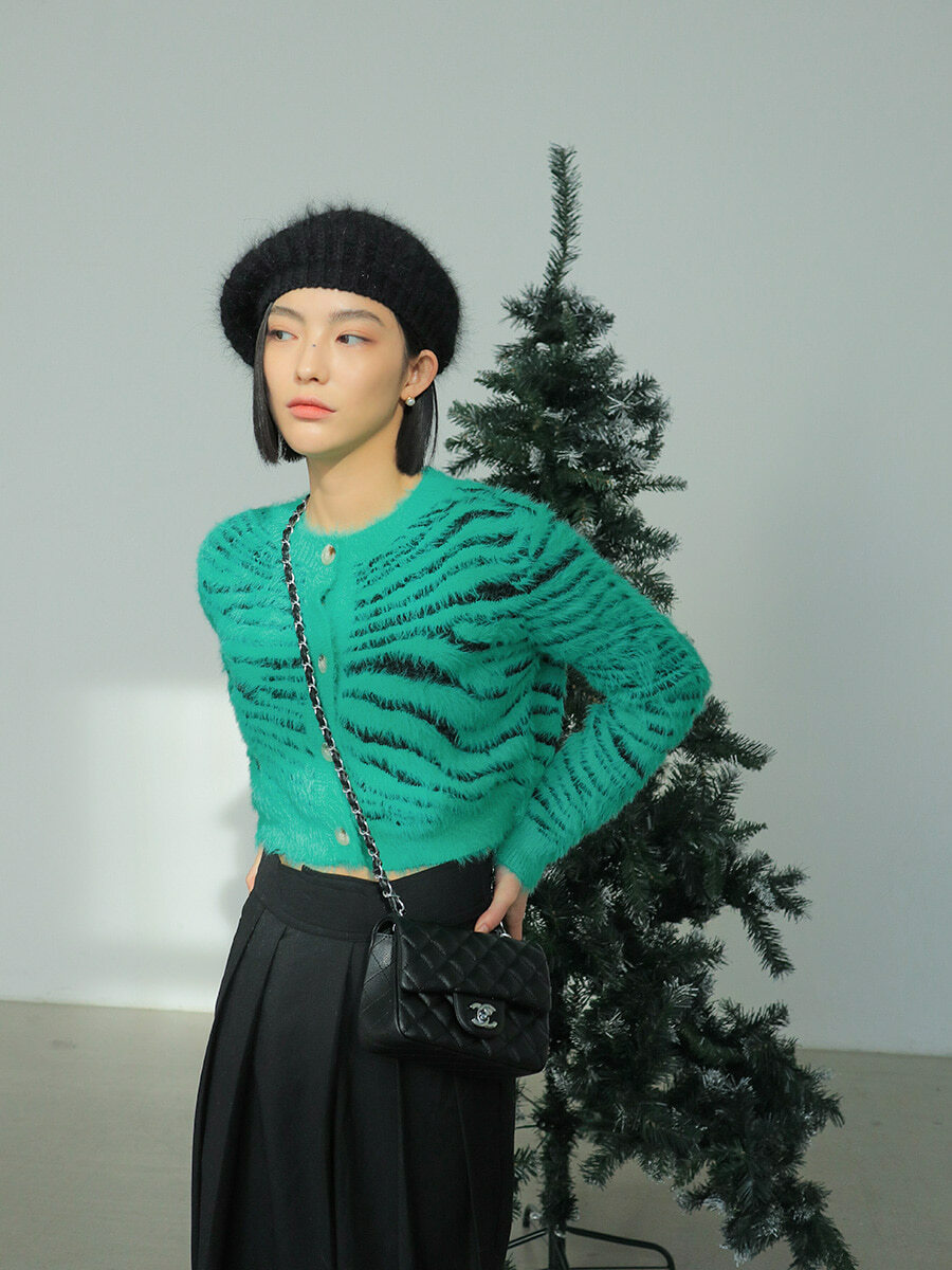 Y2K Animal Pattern Fur Crop Cardigan - 90s Grunge, Retro, Pastel Goth, Summer Y2K Outfits