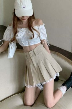 Y2K Beige Pleated Skirt with Lace Trim - Retro 90s Grunge, Summer, and Party Outfits