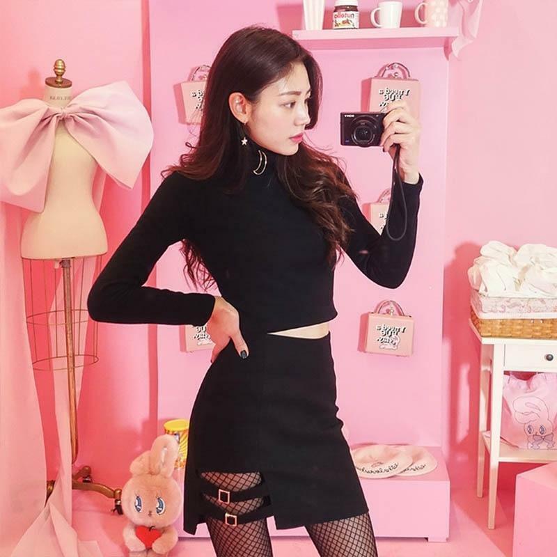 Y2K Black Skirt with Buckle - 90s Grunge, Retro, Gothic, Summer, Party, and Club Outfits