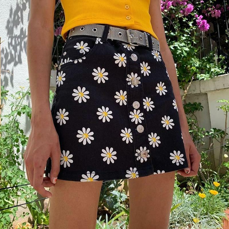 Y2K Black Skirt with Pink Hearts - Perfect for 90s Grunge, Summer Outfits, and Retro Parties